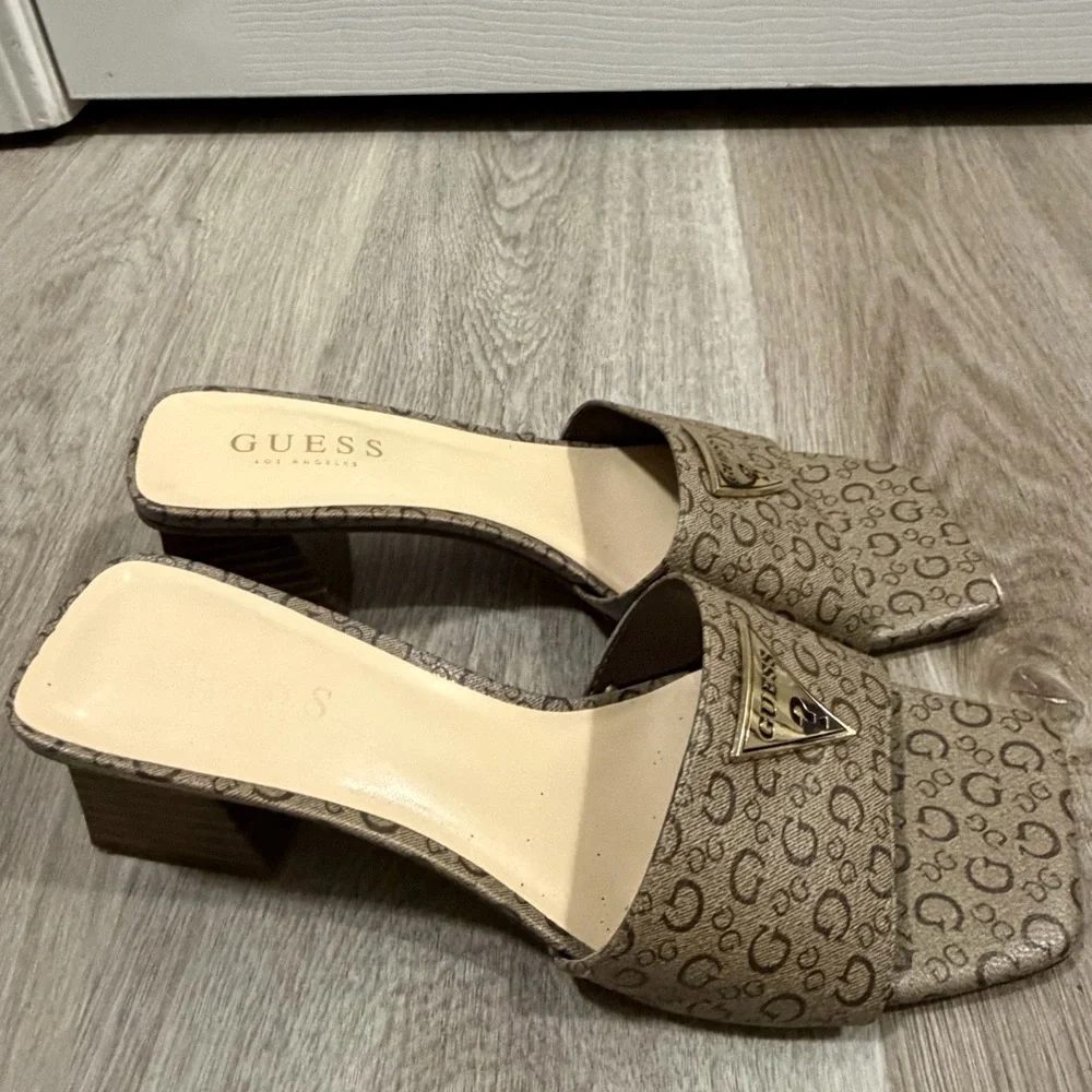 GUESS Tan Patterned Mules - Picture 3 of 5